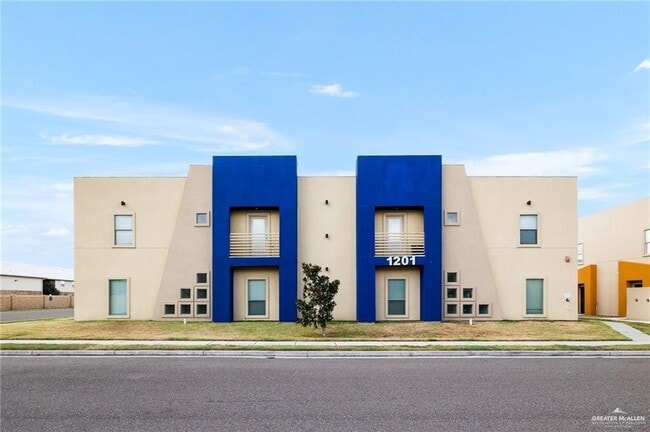Photo - 1201 E Camellia Ave Condo Unit 4