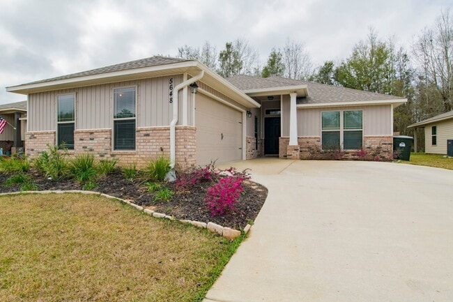 Photo - Beautiful 4 bedroom home in Pace