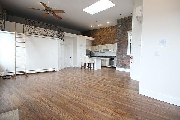 Building Photo - 163 14th St Unit 8 Rental