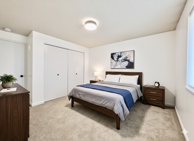 Building Photo - 5160 SW 180th Ave Unit 14