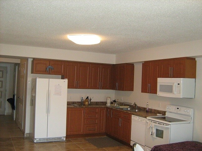 Photo - 49 Columbia St W