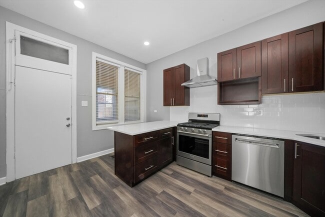 Photo - 2115 W Armitage Ave Unidad 1f