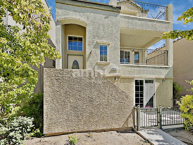 Building Photo - 9161 Desirable Ct