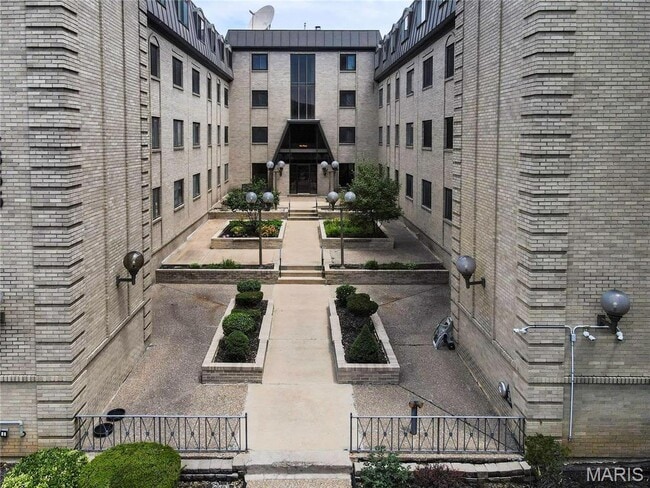 Building Photo - 4355 Maryland Ave Unit 125 Rental