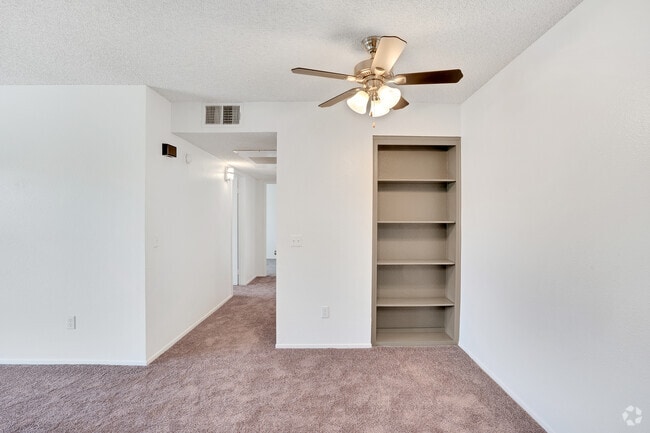 2 Bedroom / 1 Bathroom