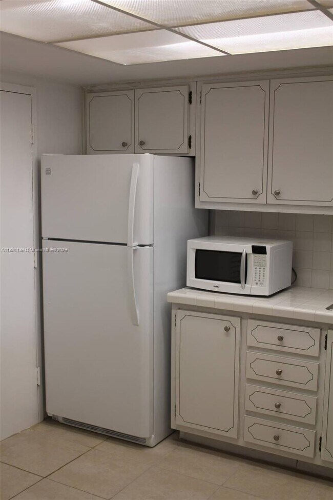 Photo - 1400 NE 169th St Unidad 310 Rental