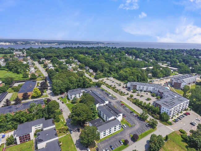 Gull Harbor Apartments