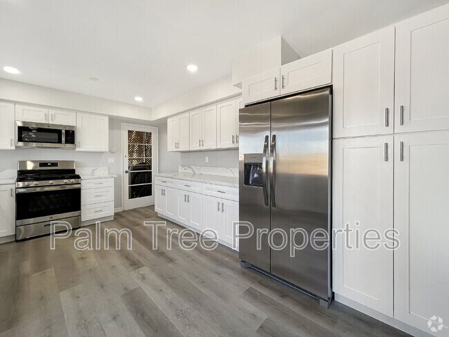 Building Photo - 8039 Lemon Ave Rental