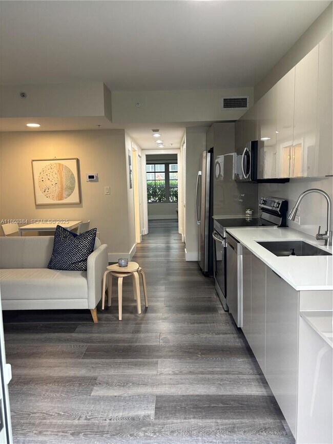 Photo - 435 21st St Unit 111