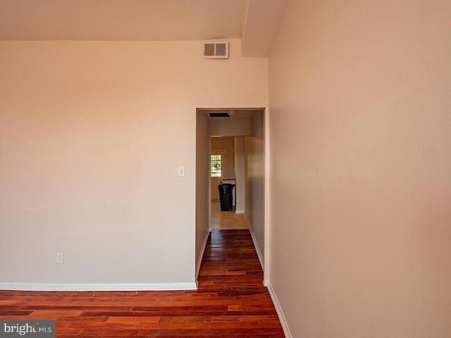 Photo - 424 E North Ave Unidad 2ND FLOOR