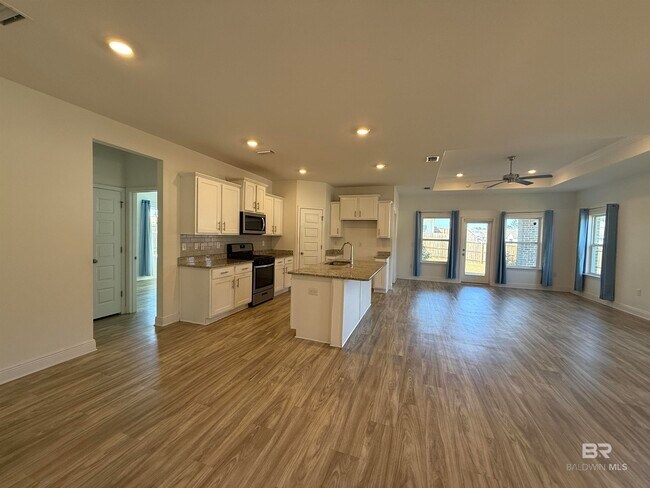 Photo - 13255 Cavalier St