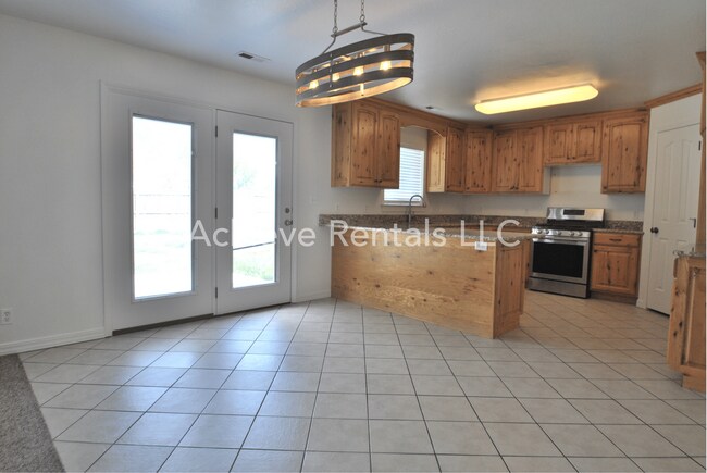 Photo - 1248 N 550 W