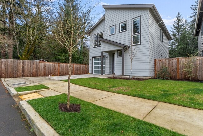 Building Photo - 2022 Build -Almost Brand New 3 br 2.5 bth Home with hardwoods, fenced yard and backs to greenspace !