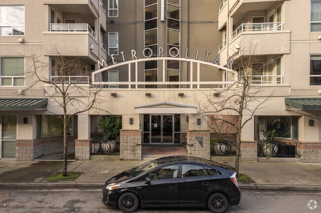 Exterior - Metropolitan Building