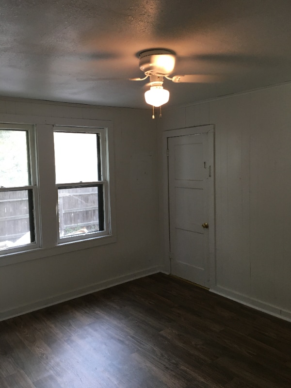 Photo - 707 N Lamar Ave