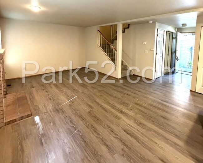 Photo - 2 Bedroom Townhome in Gig Harbor - New Flooring!