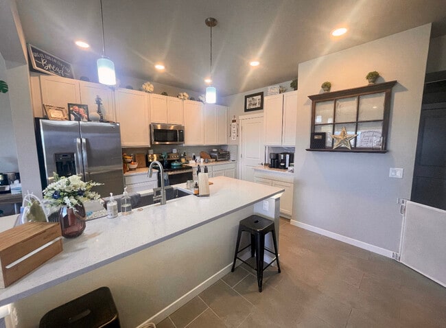 Building Photo - 5328 Freeboot Pt