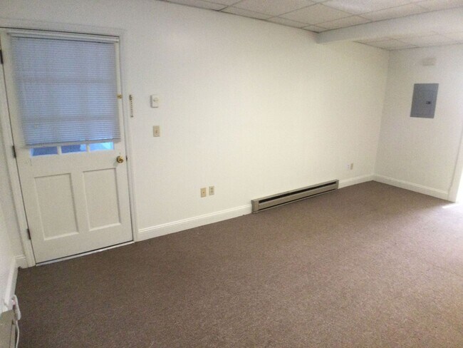 Photo - 327 W Main St Unit 327 B