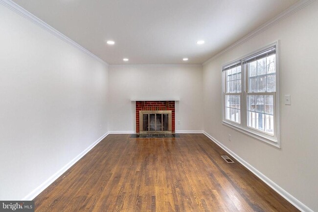 Photo - 7885 Godolphin Dr