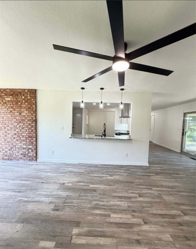 Photo - 5701 S Rockford Pl
