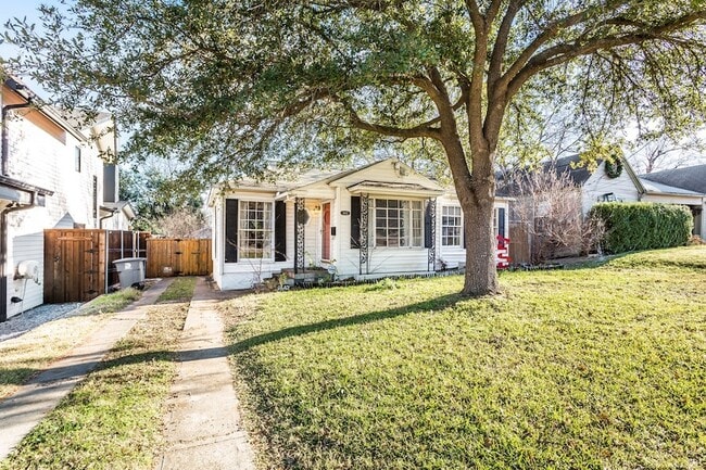 Photo - 8642 Daytonia Ave