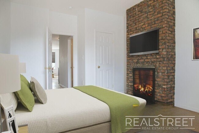 Photo - New 1 BED in East Williamsburg! Unit 2R