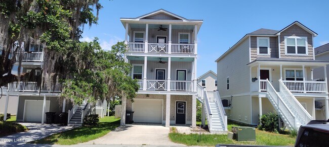 Photo - 6 Island Breeze Ln House