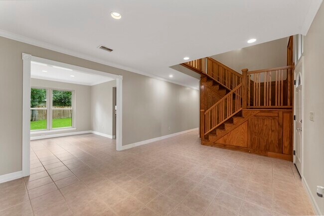 Photo - 27 W Stony Bridge Ct