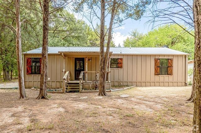 Building Photo - 2531 Recreational Road 3 Rental