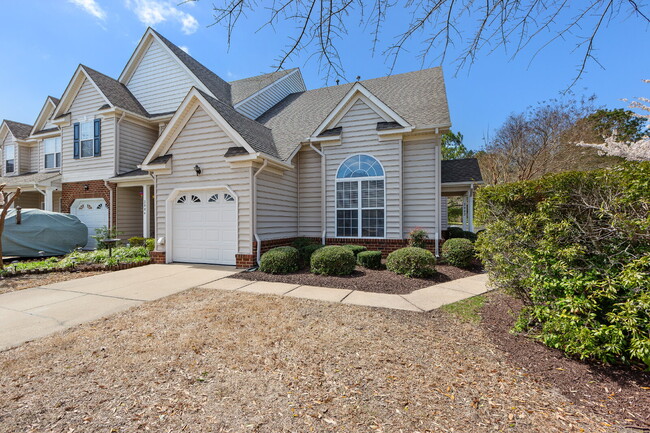 Building Photo - North Suffolk Rental