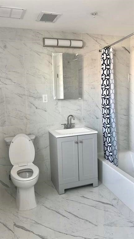 Photo - 765 Newark Ave Unidad 1