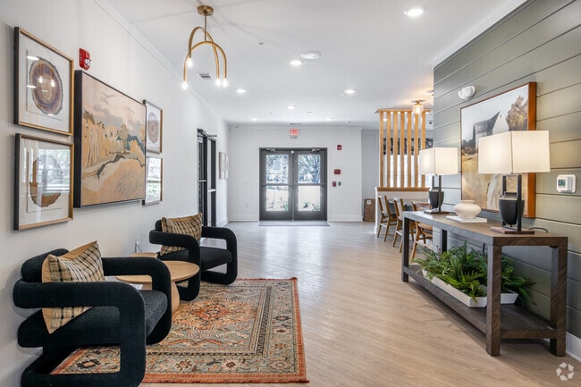 Clubhouse - Pointe River