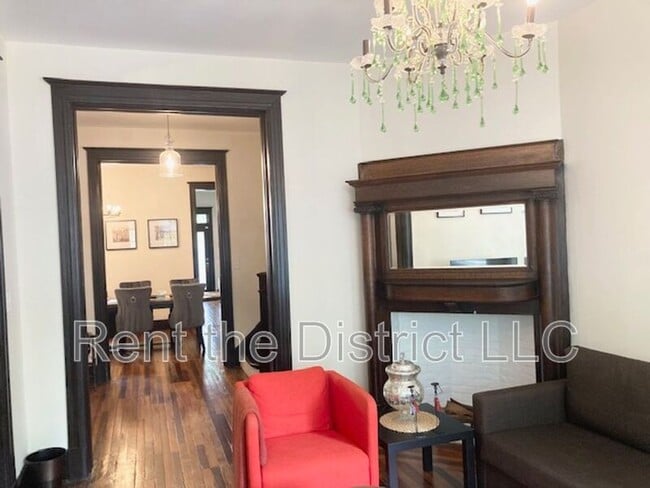 Photo - 37 Rhode Island Ave NW