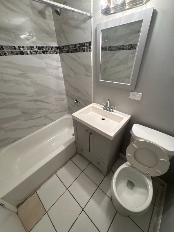 Photo - 3343 Commercial Unidad 2