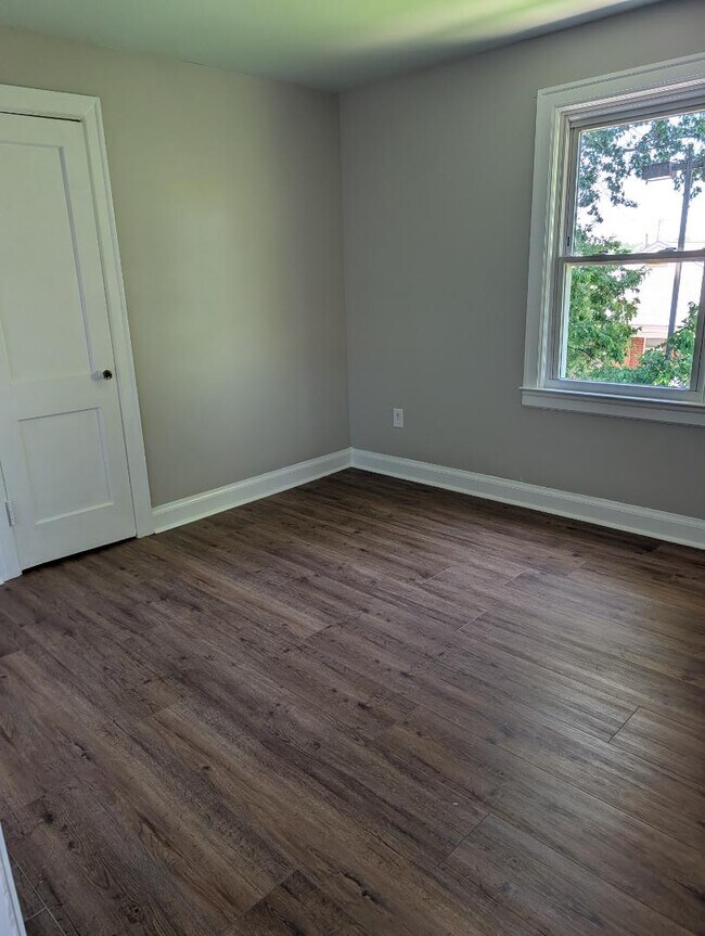 Photo - 106 Chautauqua St
