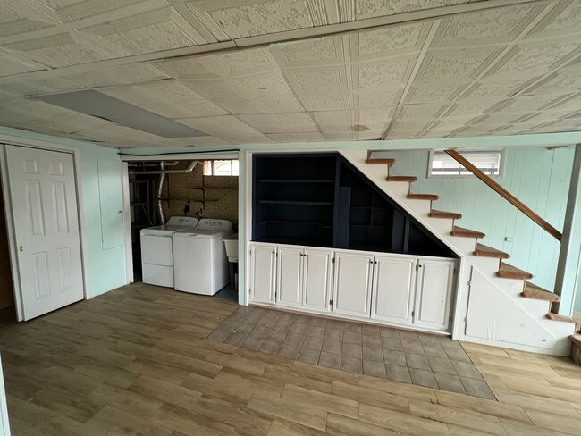 Building Photo - Single Family Home in Vestal for Rent