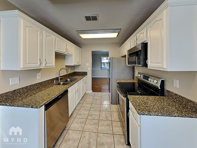 Photo - 3315 Blackfoot Trail S