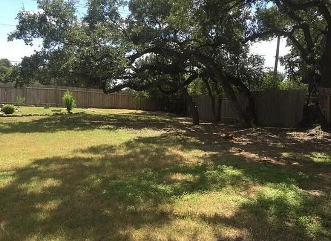 Photo - 11217 Jockey Bluff Dr