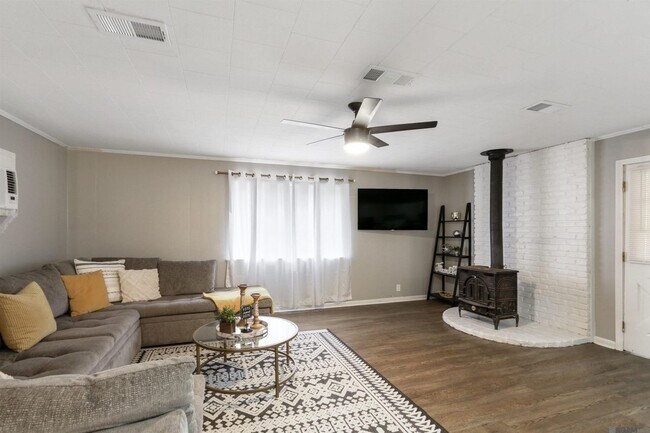 Photo - 1151 Wylie Dr