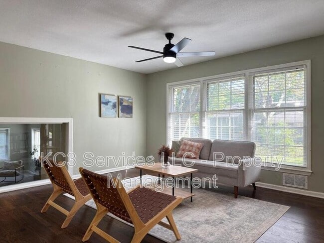 Photo - 10419 College Ave