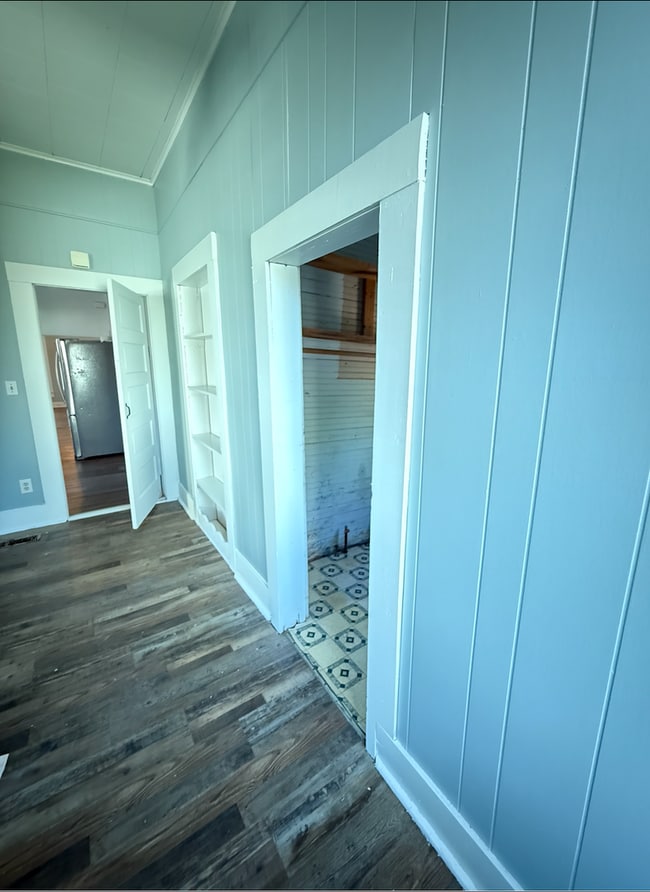 Photo - 251 Commerce St