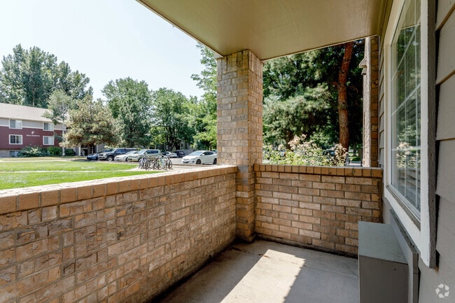 1BR, 1BA - 724SF