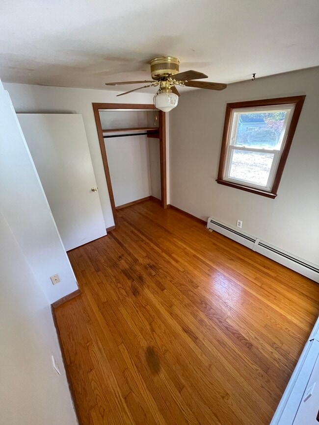 Photo - 139 Buck St
