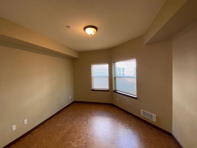 Photo - 259 W Bakerview Rd Unit 303