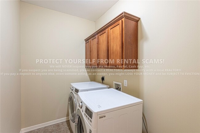 Photo - 519 S Pierremont Dr