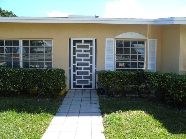 Photo - 13719 Flora Pl