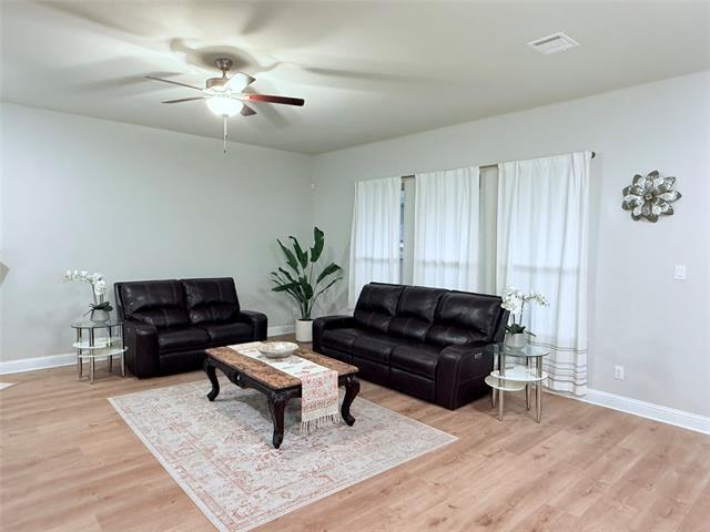 Photo - 208 Hardwood Trl