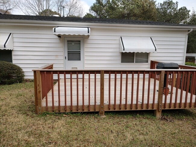 Cubierta - 808 Carlisle St