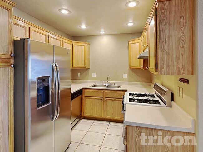 Photo - 2023 Betty Davis St