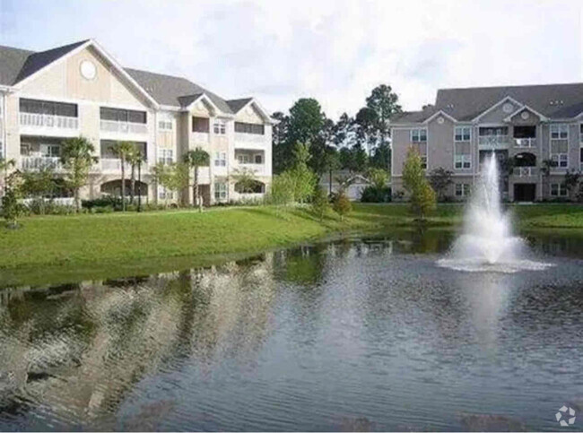 Building Photo - 4924 Bluffton Parkway Rental
